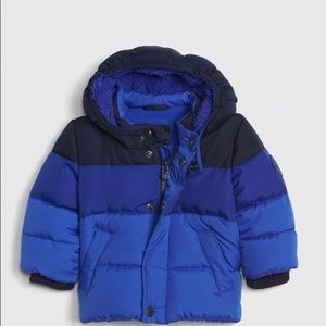 ***NWT***Gap baby boy’s jacket 0-6 months